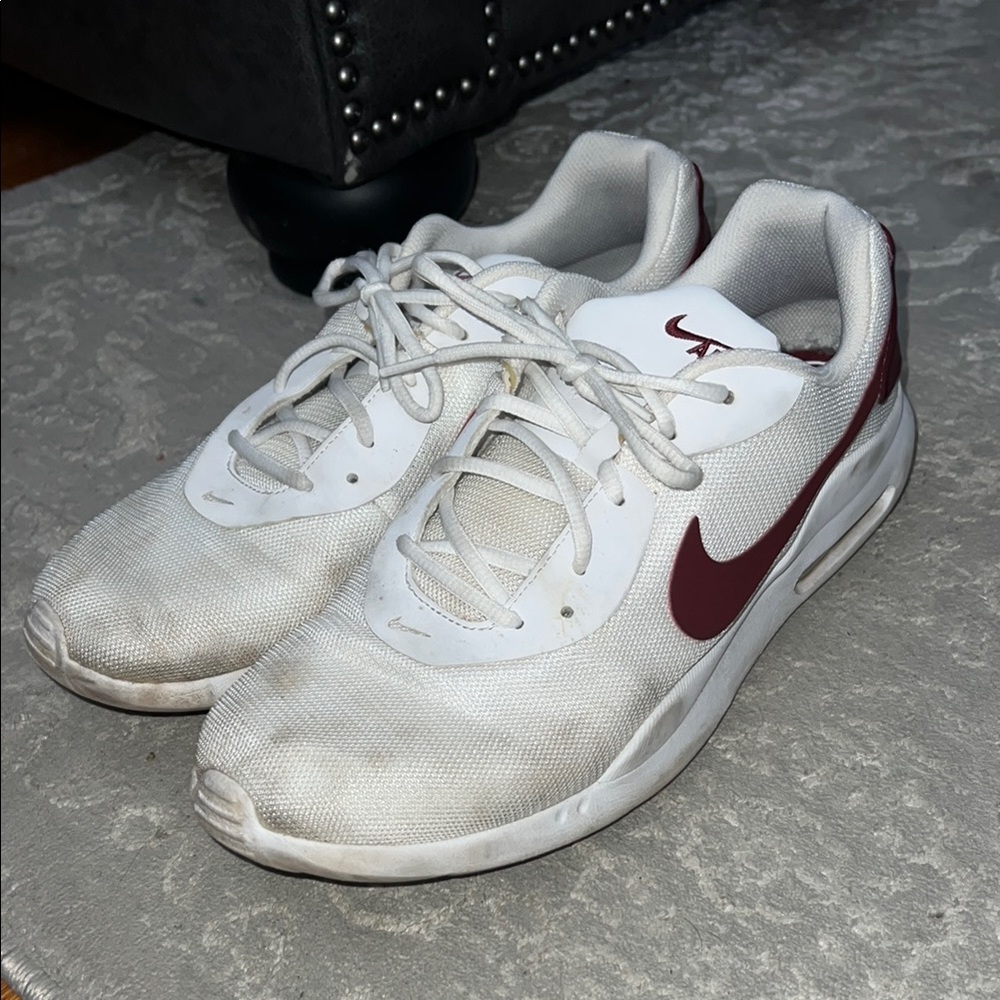 Nike Air Max Oketo Men's Sneakers